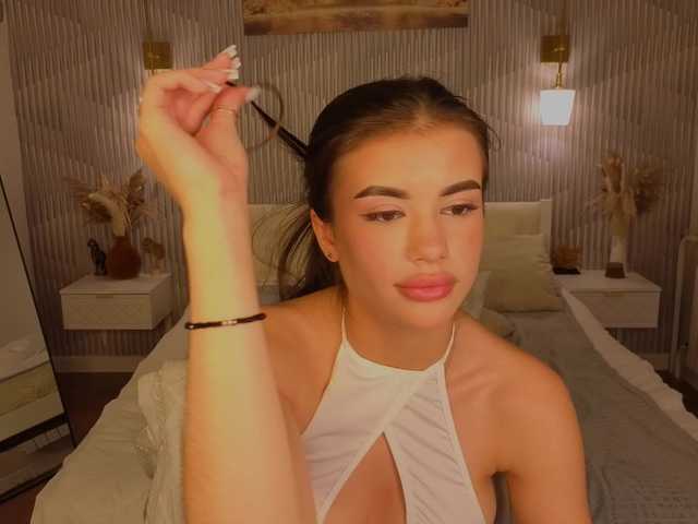 Alisha-Blakee live cam on BongaCams
