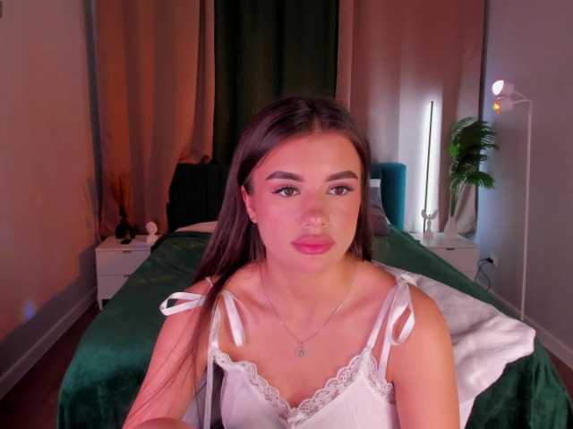 Alisha-Blakee live cam on BongaCams