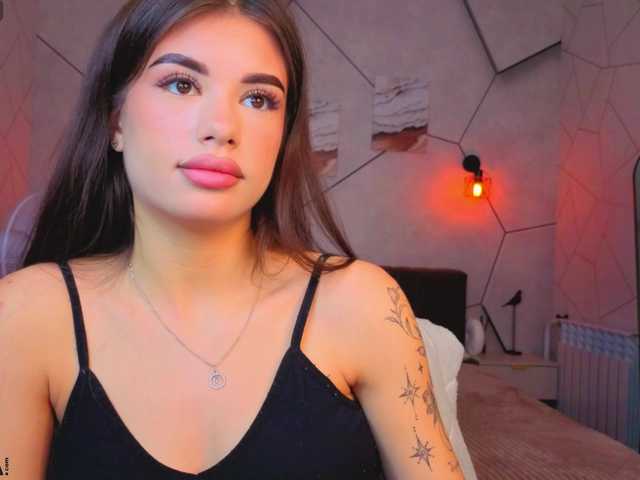 Alisha-Blakee live cam on BongaCams