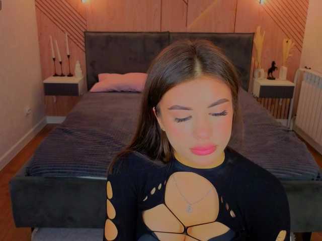 Alisha-Blakee live cam on BongaCams