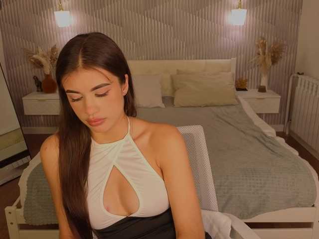 Alisha-Blakee live cam on BongaCams