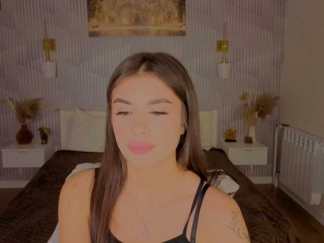 Alisha-Blakee live cam on BongaCams