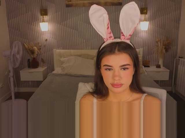 Alisha-Blakee live cam on BongaCams