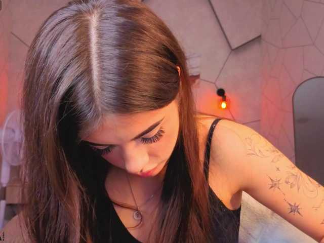 Alisha-Blakee live cam on BongaCams