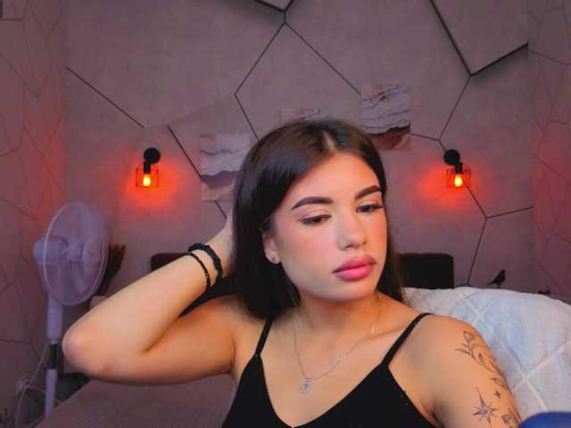 Alisha-Blakee live cam on BongaCams