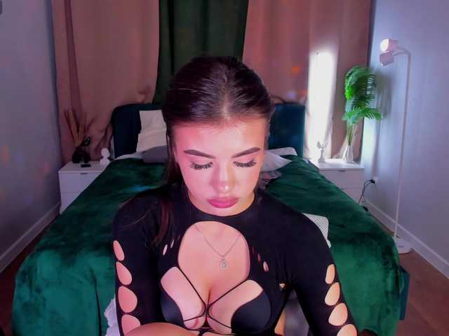 Alisha-Blakee live cam on BongaCams