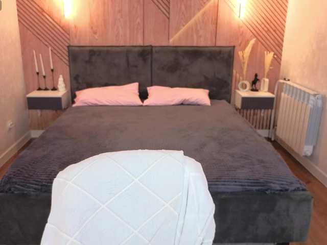 Alisha-Blakee live cam on BongaCams