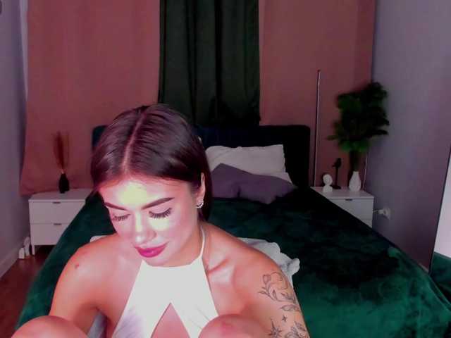 Alisha-Blakee live cam on BongaCams