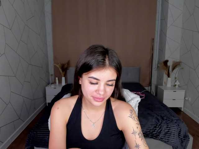Alisha-Blakee live cam on BongaCams