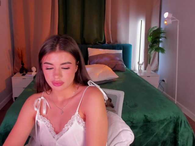 Alisha-Blakee live cam on BongaCams