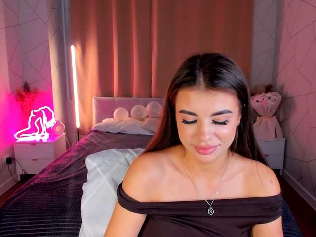 Alisha-Blakee live cam on BongaCams