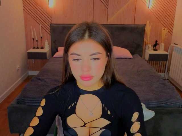 Alisha-Blakee live cam on BongaCams
