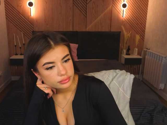 Alisha-Blakee live cam on BongaCams