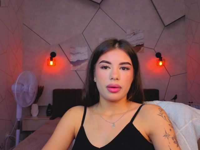 Alisha-Blakee live cam on BongaCams