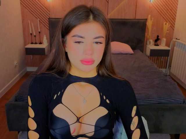 Alisha-Blakee live cam on BongaCams