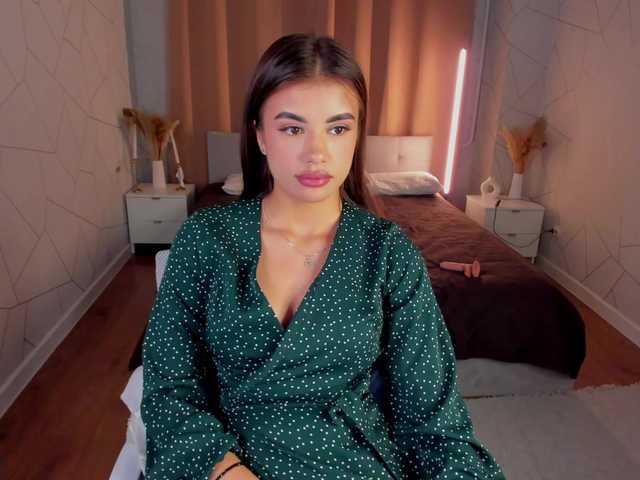Alisha-Blakee live cam on BongaCams