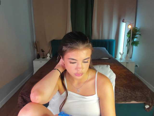 Alisha-Blakee live cam on BongaCams