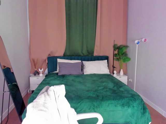 Alisha-Blakee live cam on BongaCams