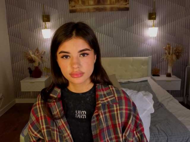 Alisha-Blakee live cam on BongaCams