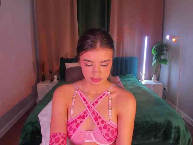 Alisha-Blakee webcam