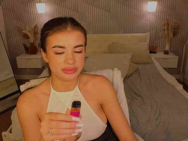 Alisha-Blakee webcam