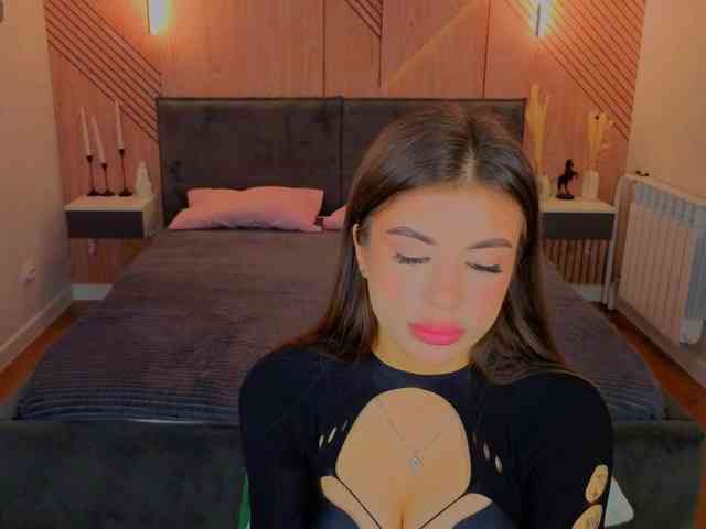 Alisha-Blakee webcam