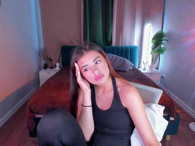 Alisha-Blakee webcam