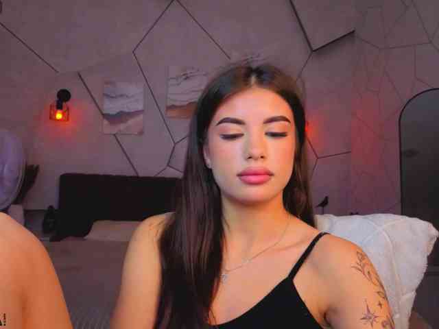 Alisha-Blakee webcam