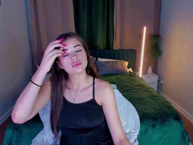 Alisha-Blakee webcam