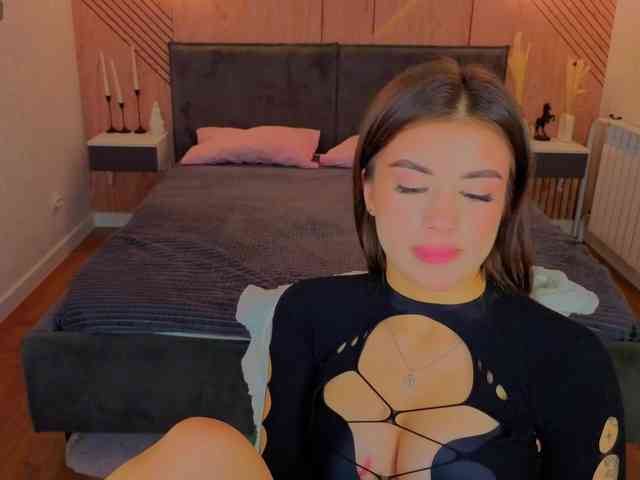 Alisha-Blakee webcam