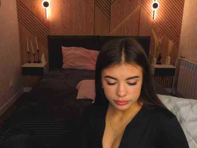 Modelo: Alisha-Blakee