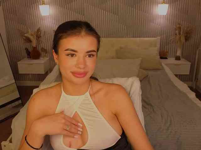 Alisha-Blakee webcam