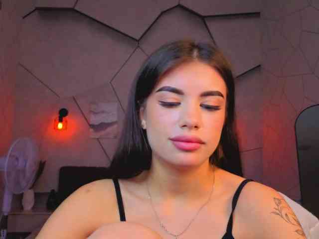 Alisha-Blakee webcam