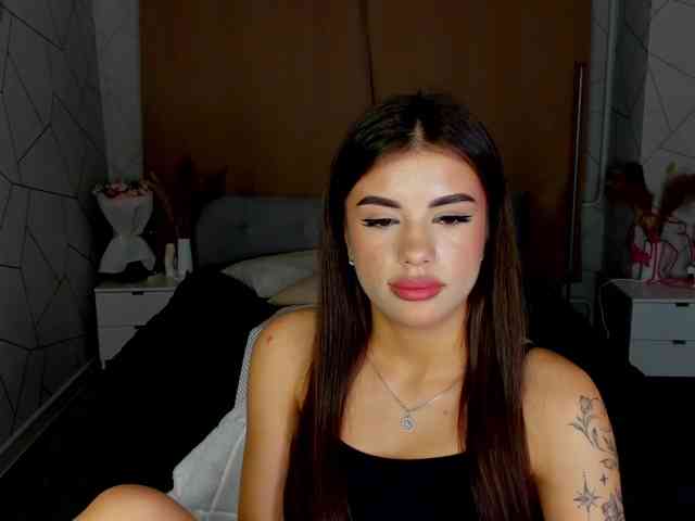 Alisha-Blakee webcam