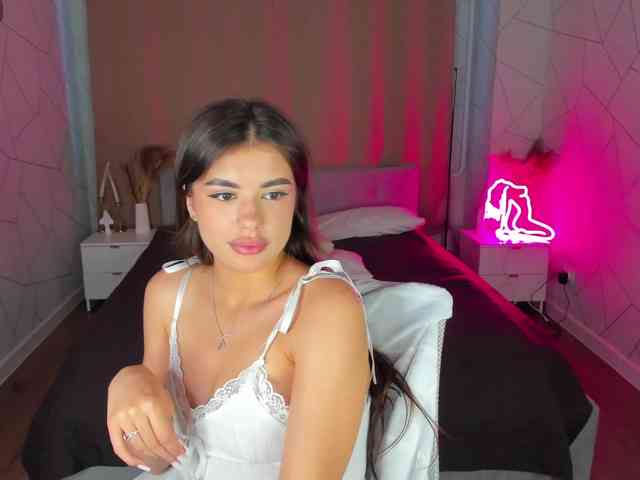 Alisha-Blakee webcam