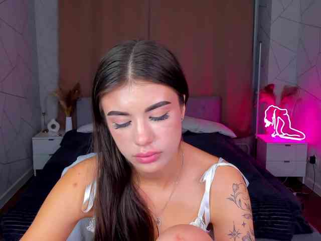 Alisha-Blakee webcam