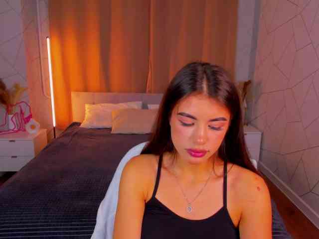 Alisha-Blakee webcam