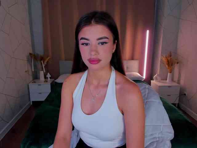 Alisha-Blakee webcam