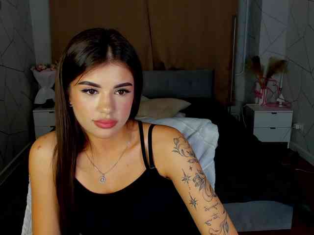 Alisha-Blakee webcam