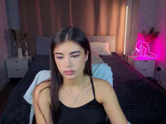 Alisha-Blakee webcam