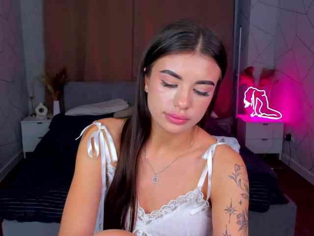 Alisha-Blakee webcam