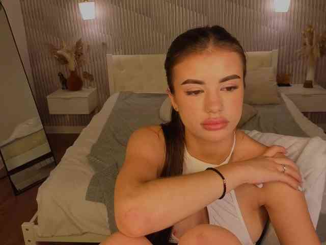 Alisha-Blakee webcam
