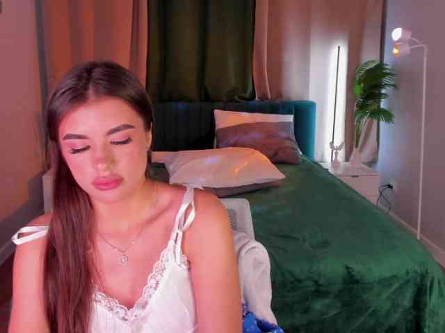 Alisha-Blakee webcam