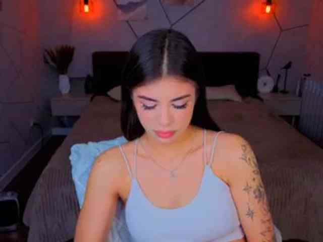 Alisha-Blakee webcam