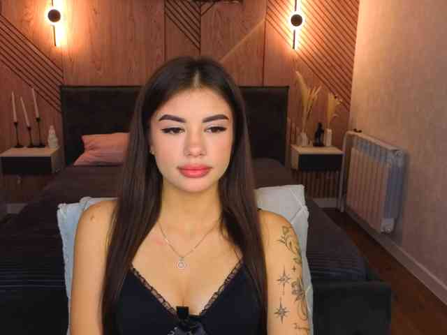 Alisha-Blakee webcam