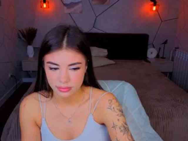 Alisha-Blakee webcam