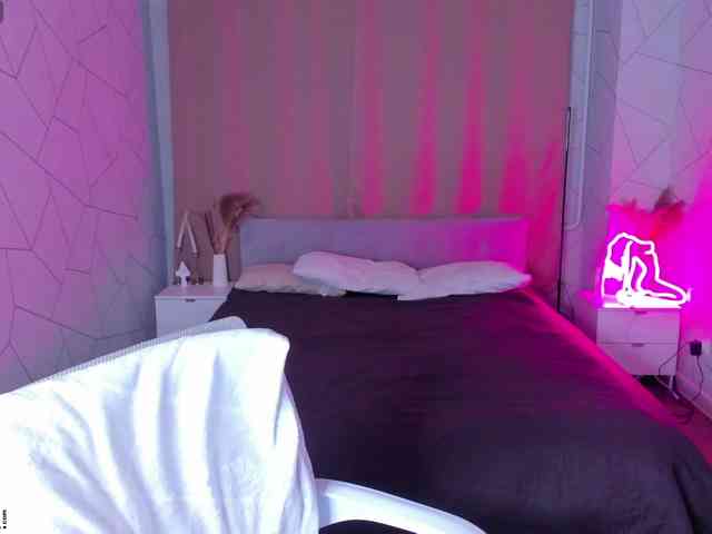 Alisha-Blakee webcam