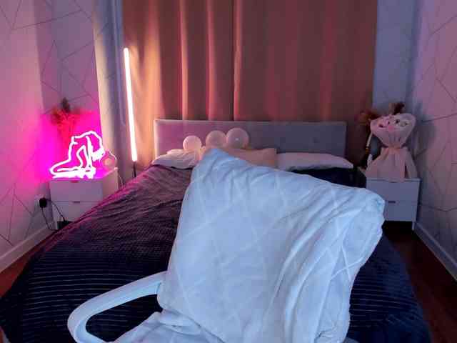 Alisha-Blakee webcam