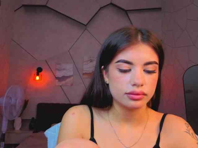 Alisha-Blakee webcam