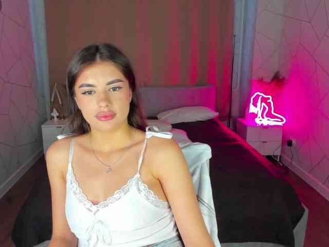 Alisha-Blakee webcam